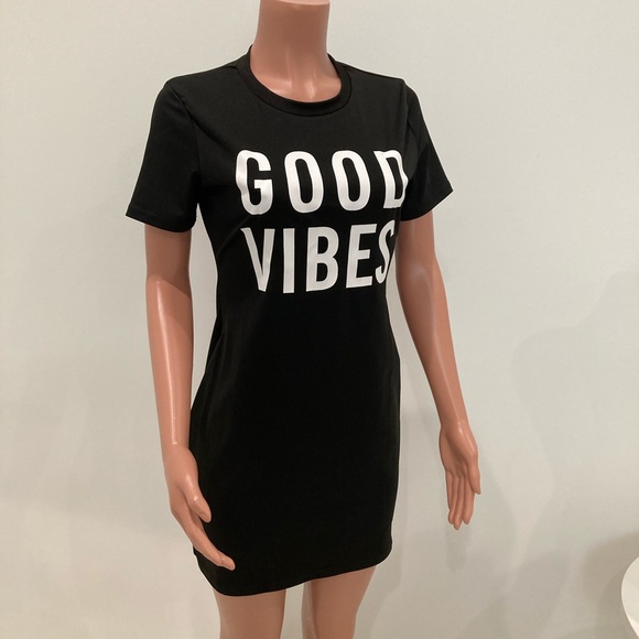 SHEIN Dresses & Skirts - Shein GOOD VIBES black short sleeve dress M